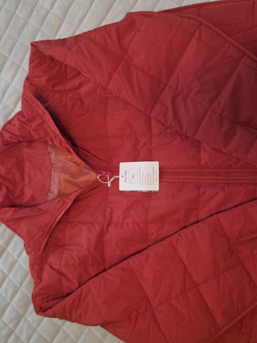 Red Quilted Puffer Jacket - Lightweight Warmth - Picture 4 of 4